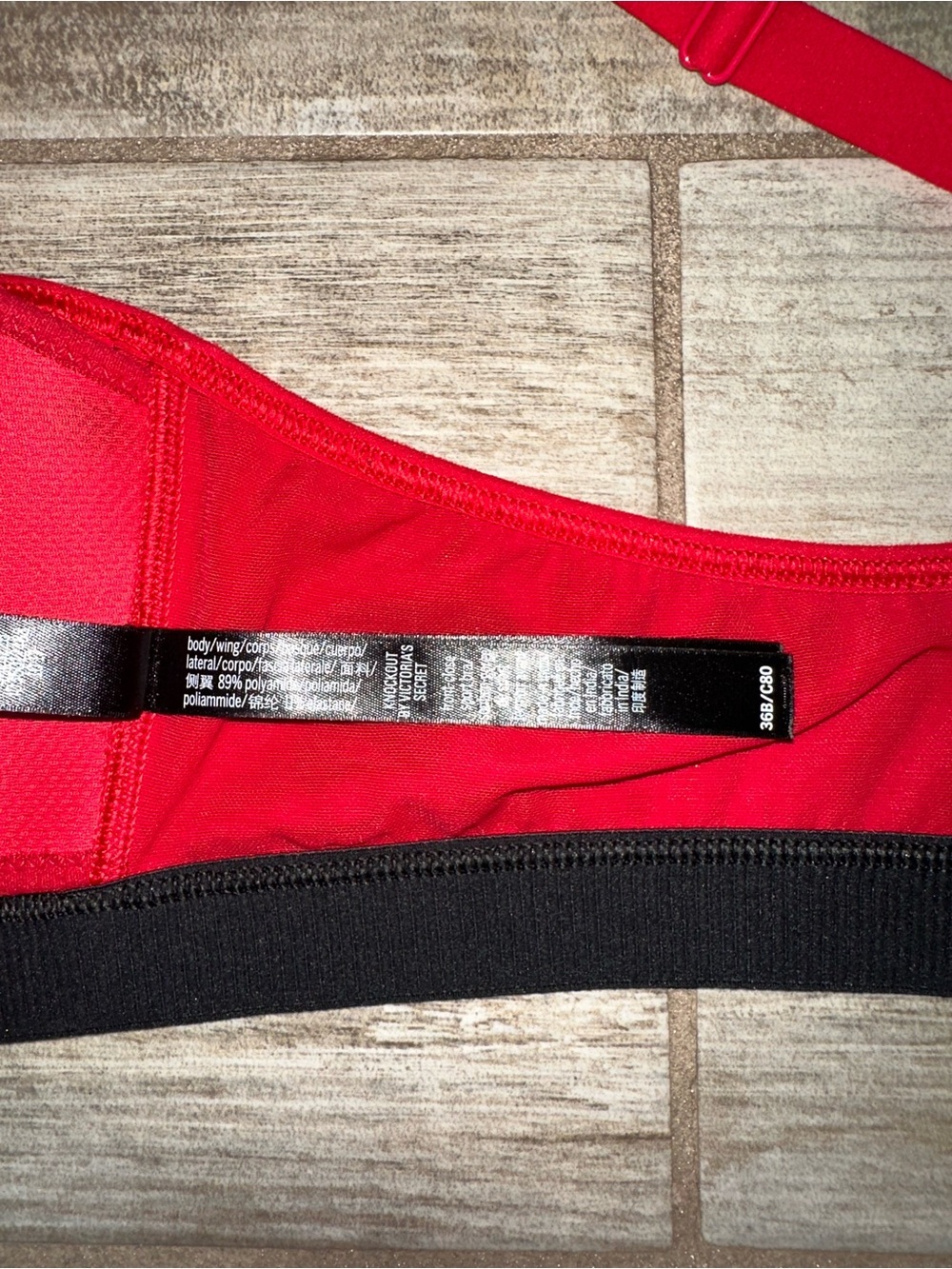 Victoria Secret Knock Out Front Zip Red Sports Bra 🍓🍒 - Picture 12 of 14